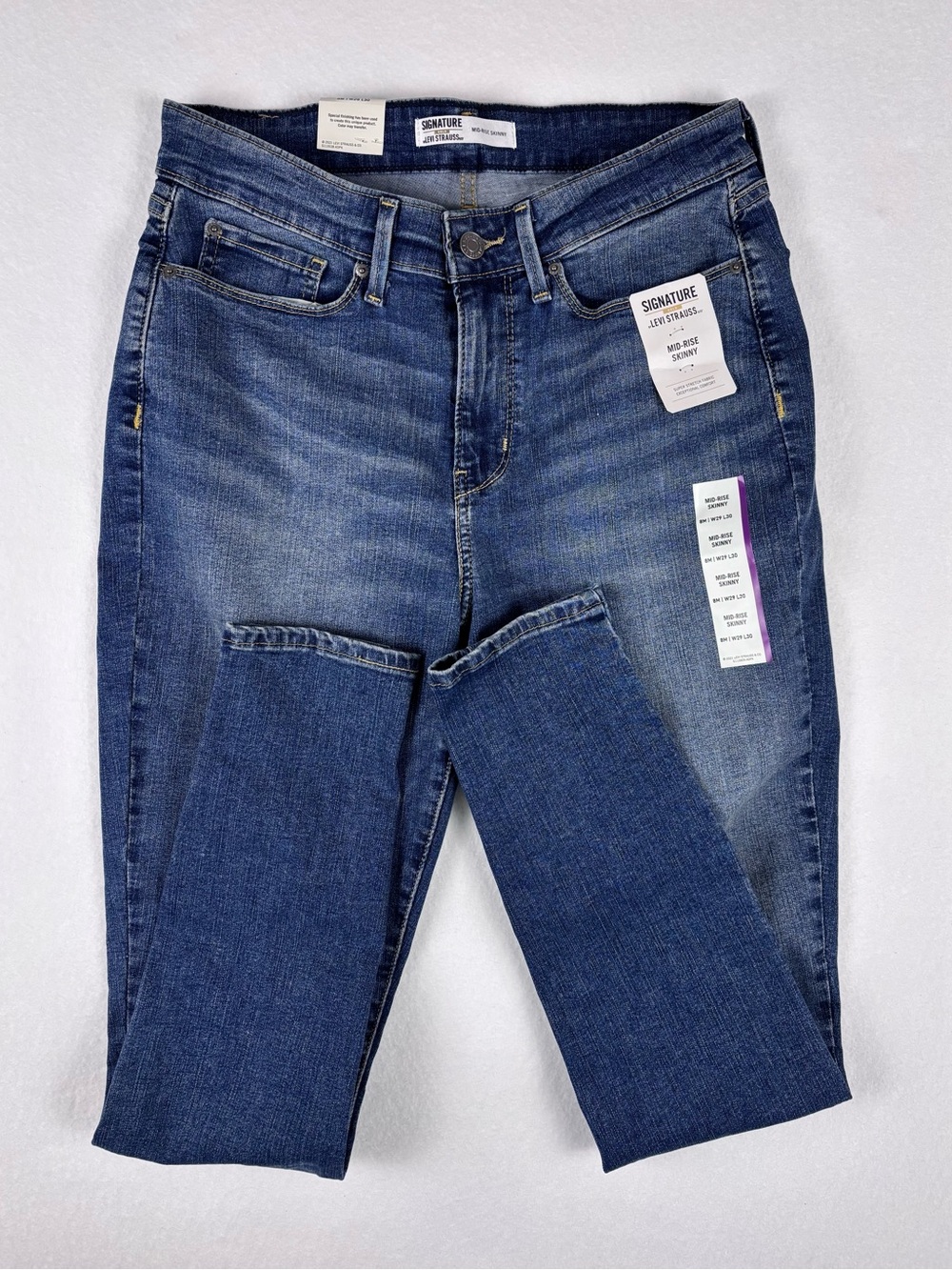 Signature by Levi Strauss NWT Skinny Jeans in Medium Blue Wash women’s 8